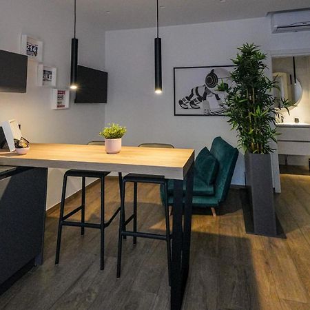 Run House 07 Rooms & Apartments Кассано-делле-Мурдже Экстерьер фото