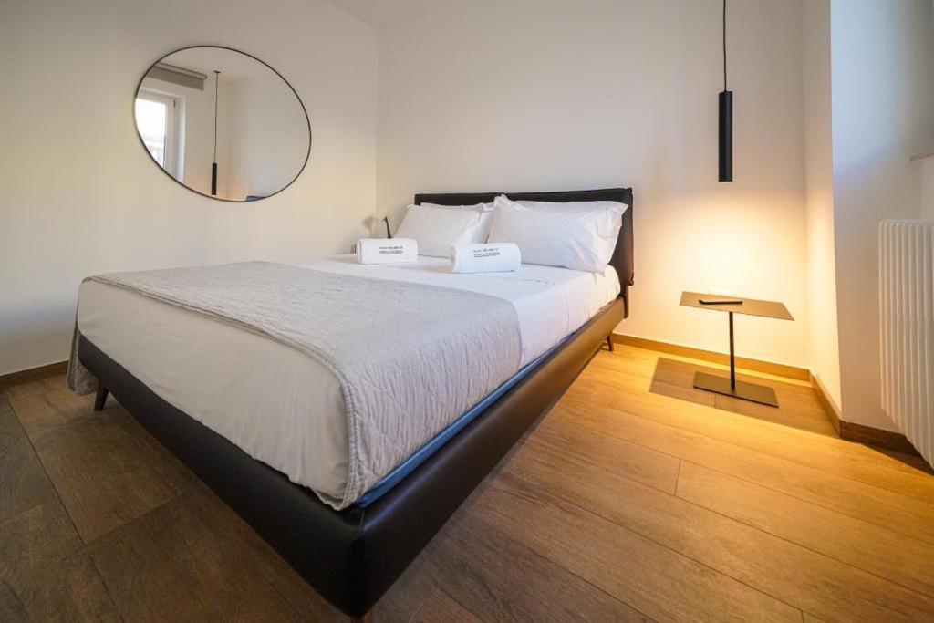 Run House 07 Rooms & Apartments Кассано-делле-Мурдже Экстерьер фото