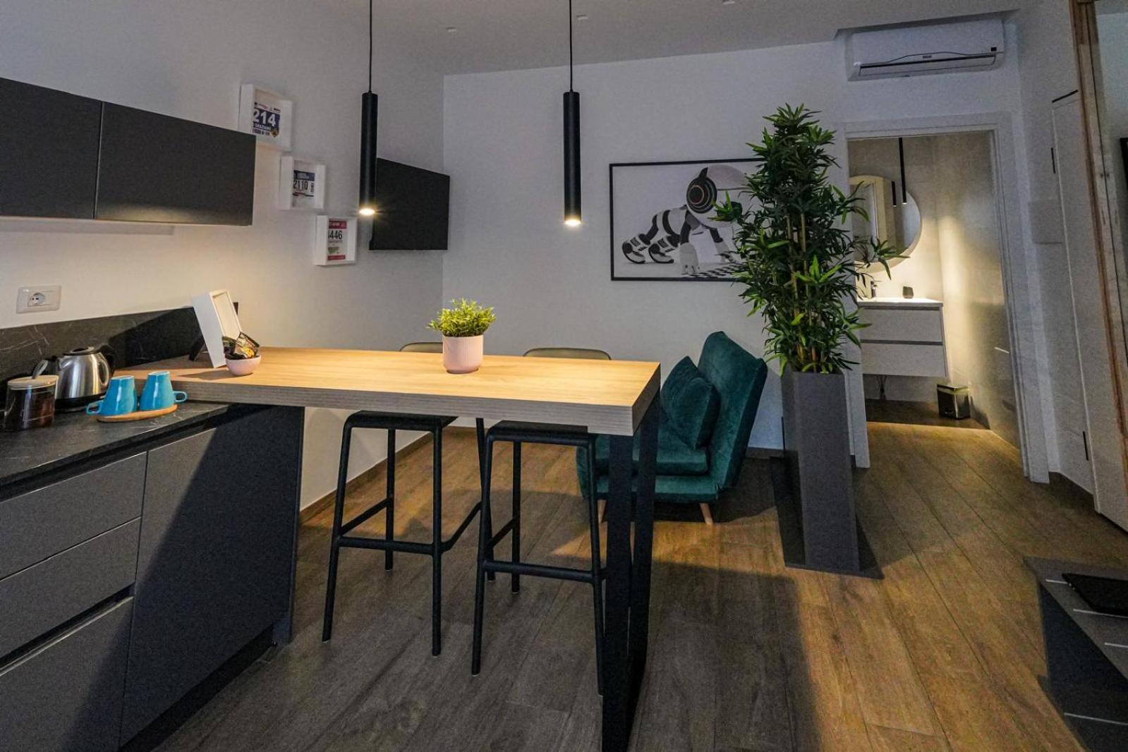Run House 07 Rooms & Apartments Кассано-делле-Мурдже Экстерьер фото